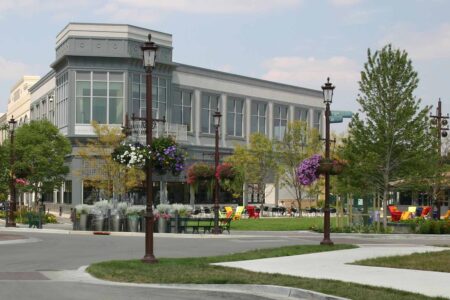 Photo of Home for Sale in Leawood